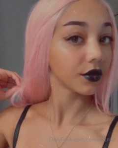 A face worthy of a load of cum