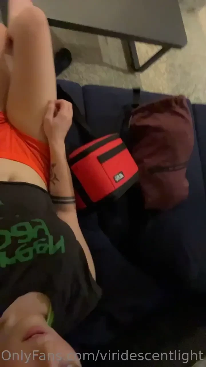 Maybe some exclusive hottub content coming 