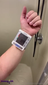 I bet you ve never seen a video of this can you measure bp from your