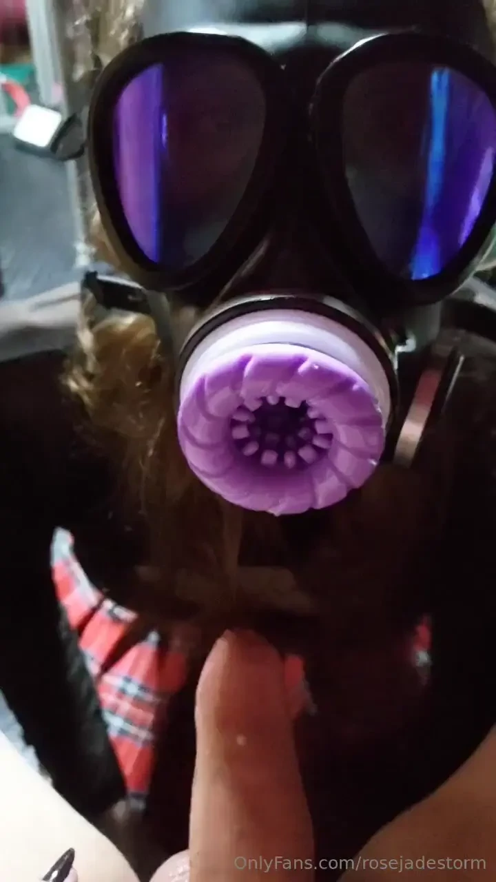 Sissy gas mask face fuck 