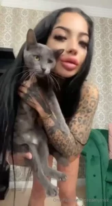 Feline fanatic onlyfans model sharing my love for cats and creativity