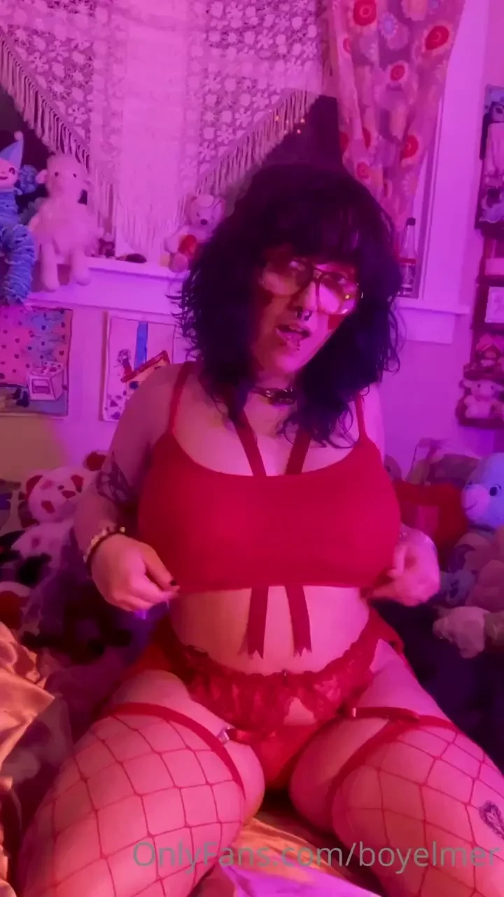 I had a stressful day at work today and that has me feeling pretty 