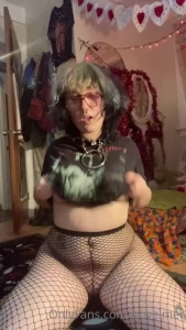 Goooood morning i filmed this titdrop for reddit but i think you babes