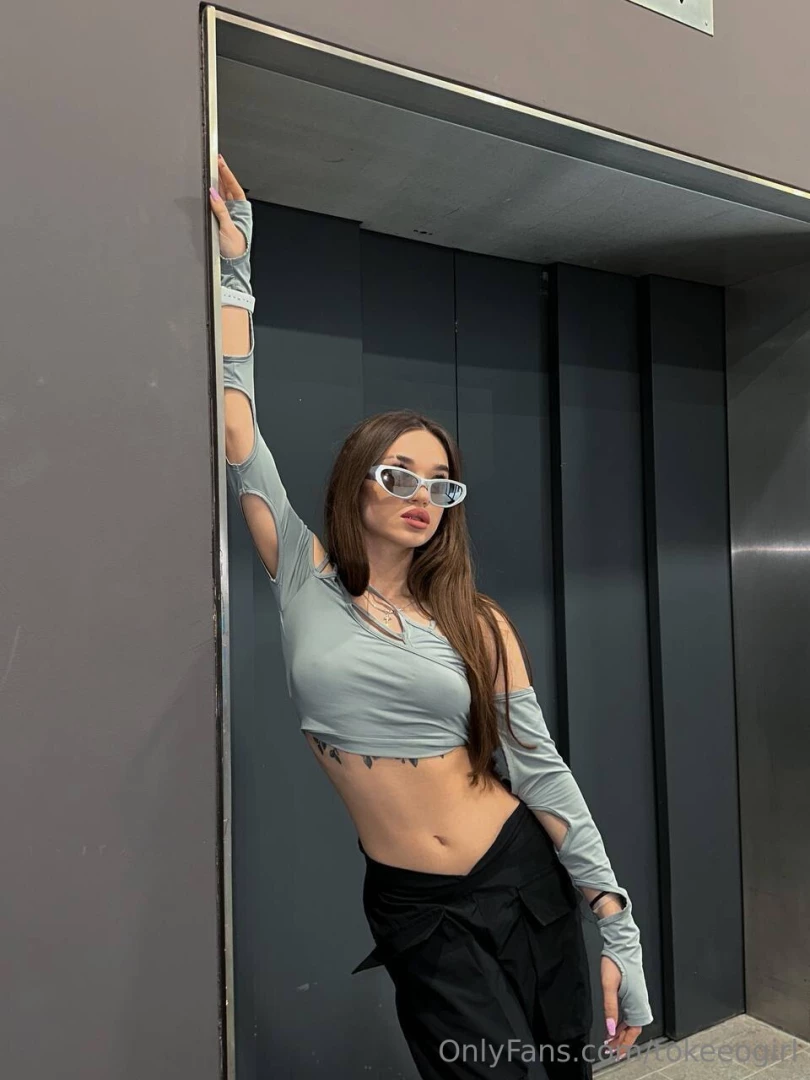 I m walking looking for my husband part 1 