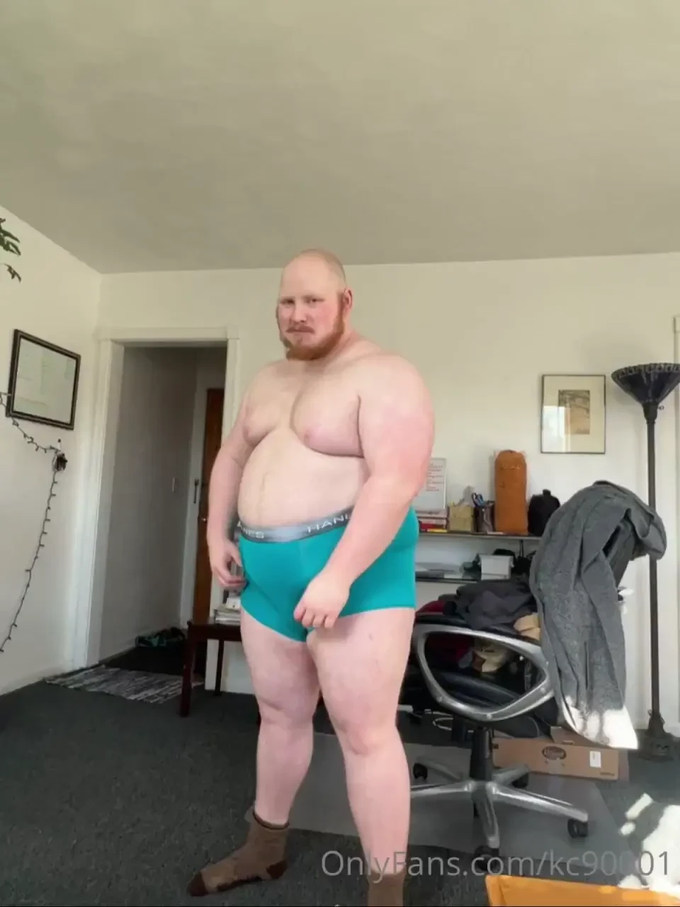 This is very true to how roaminghog and i act w each other 