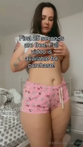 With ass so big what do i do except shaking it for you