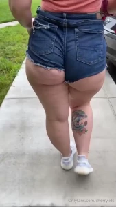 Sometimes i just go around the town and have my girl friend film me