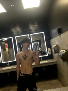 Lil calm gym day felt like showing myself part 6