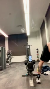 Daddy got busted durning his live workout- lol