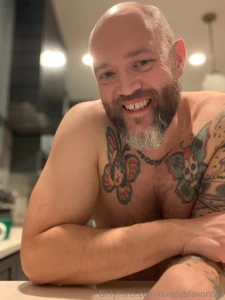 Hi babiesss- daddy misses you cum sext me at hung_daddydom part 5