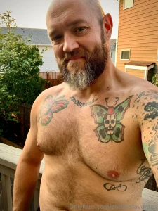 Daddy outside hung_daddydom