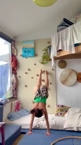 Home alone - this is what i do twerk