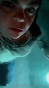 Hot tub and hoodie part 1 2 this felt soooo good let me know what you