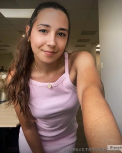 Looking for more hotties to heat up your feed check out babyxena3 and