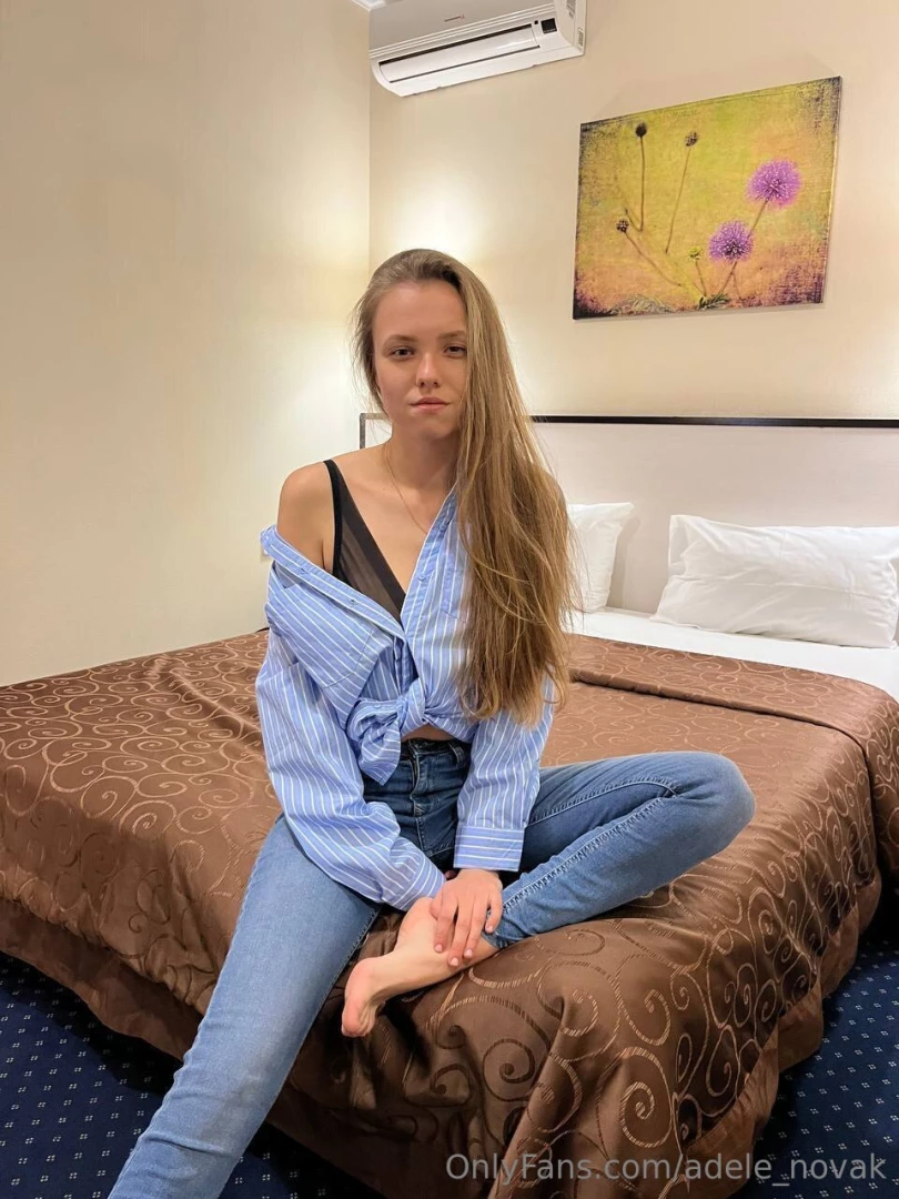 Let the world fade away just for a little while 