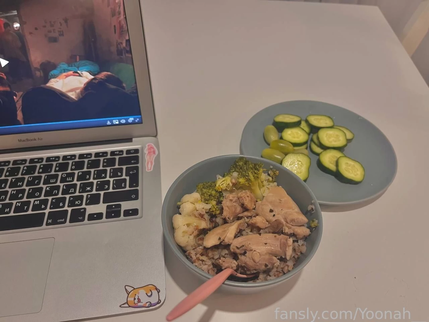 I love healthy food it fills me with the right energy and i start to 