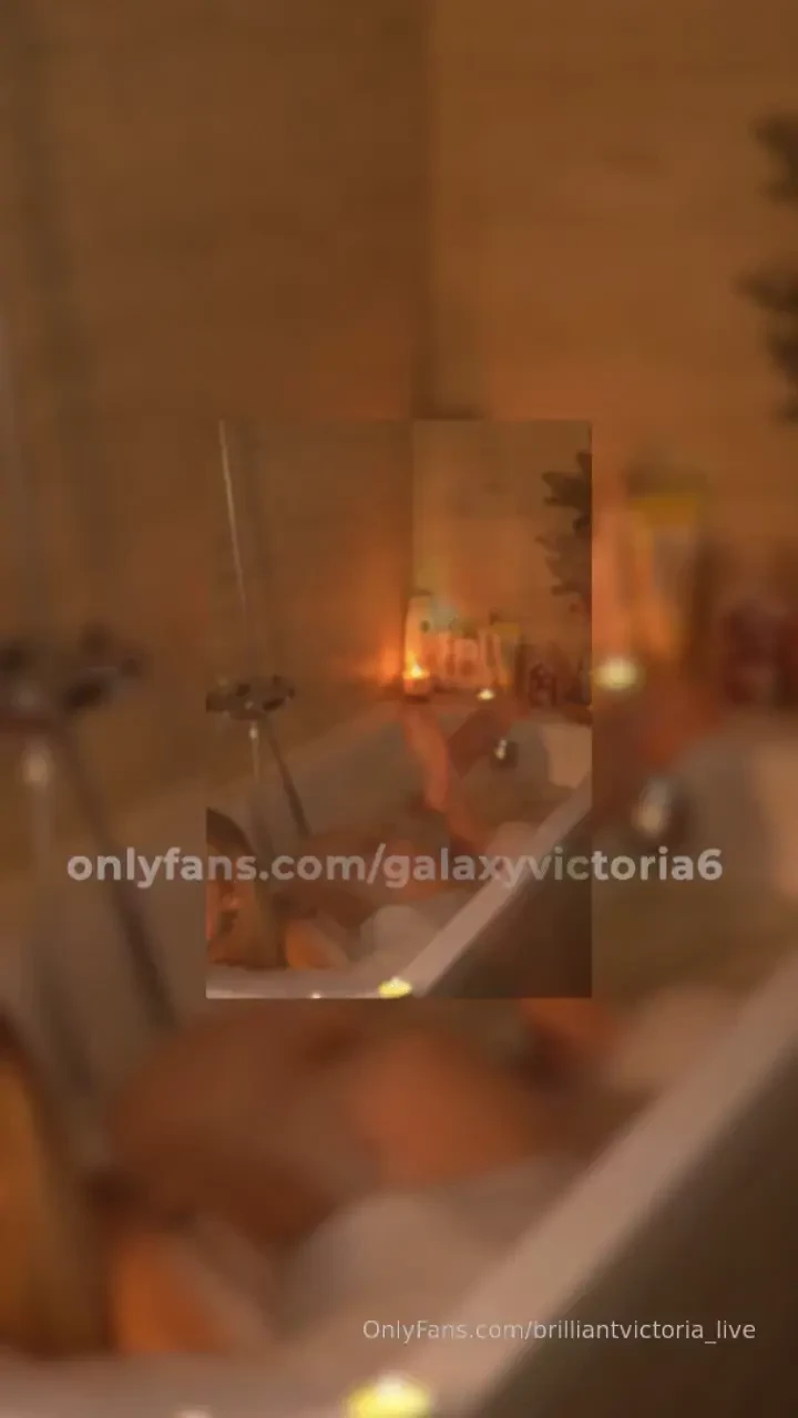 My dream is that i don t like to take a bath alone here you can see 