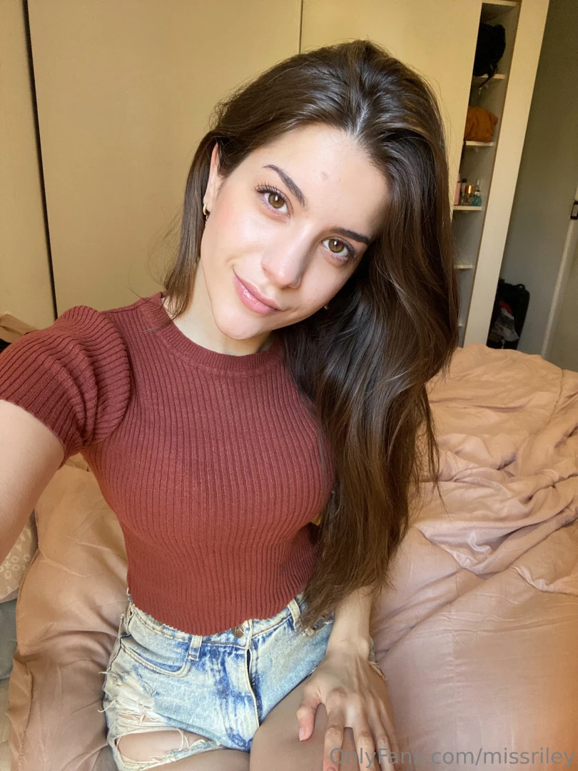 What do you think about my outfit for today lt 3 