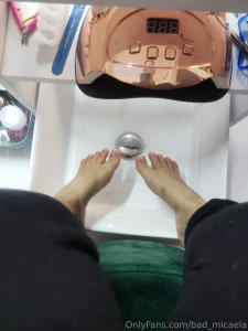 Come on suck all me fingers muaakkkk part 1