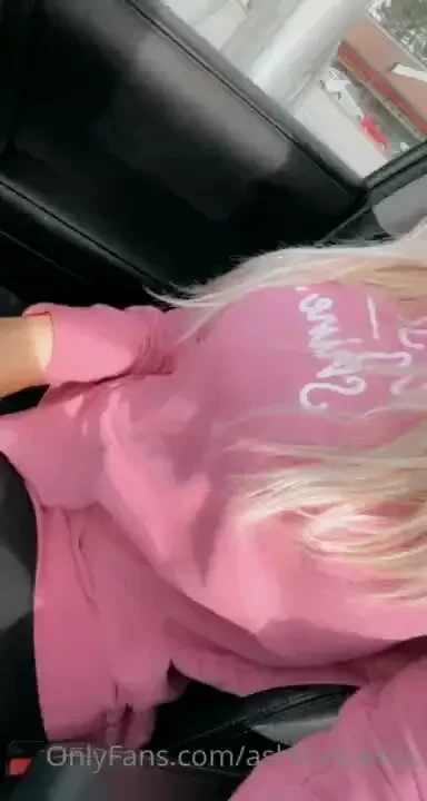 Busy day but thought i d stop in and say yes it s true my pussy is 