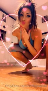 ashleypleasuress - Looking for a valentines lover tip me 500 and get me the whole day 