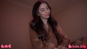 Bra try-on - joi