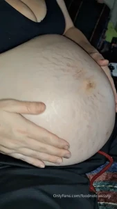 Big fat 32 week pregnant belly just for you
