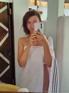 And now pull the towel on the side in my opinion the last picture is part 3