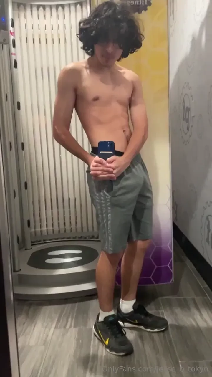 Happy late thanksgiving everyone im back i hope everyone had a 