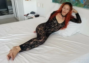 Attention mermaid on the horizon dressed in silk