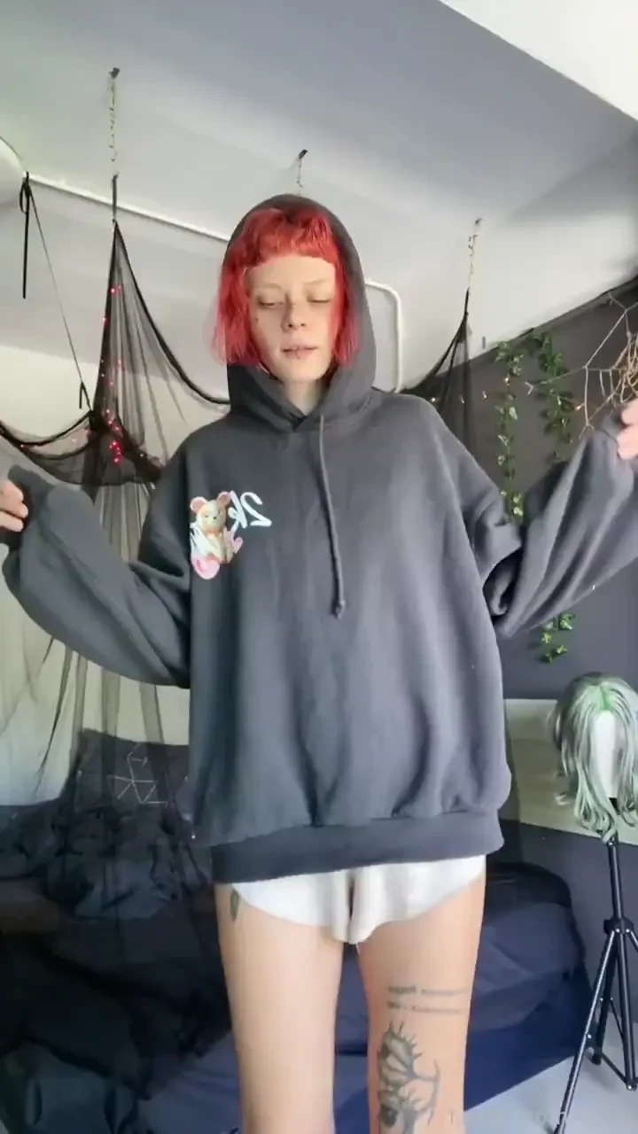 Oh yeah say hi to my new look leeloo from fifth element is my soul 