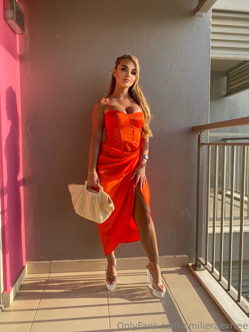 Would you show me off to your friends 