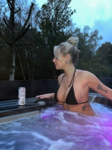 This is me looking for you on my vip page