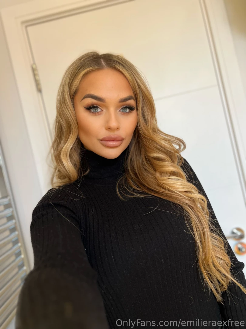 Rollneck season needs to be gone 