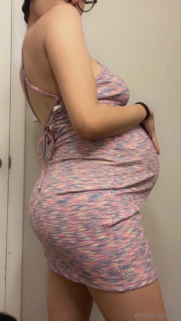 I looooove my pregnant curves need someone who can keep me this way as 