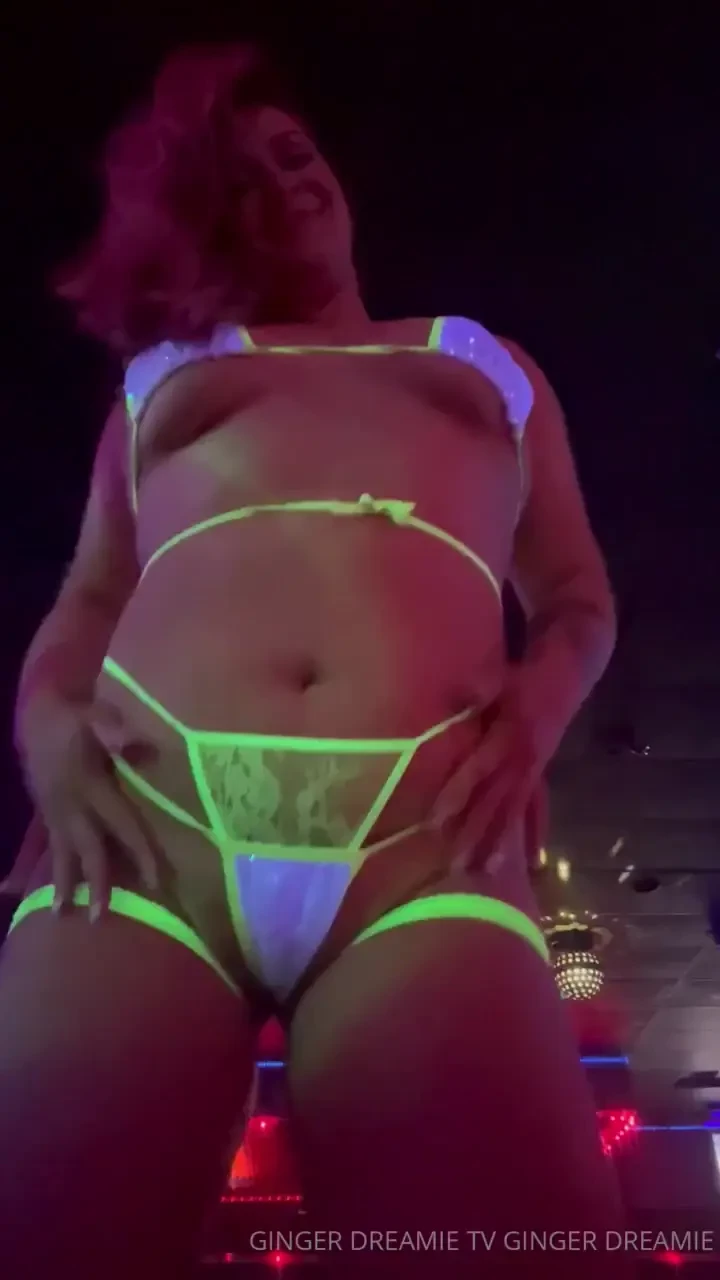 Leave a tip and let me know how much you love stripper content 