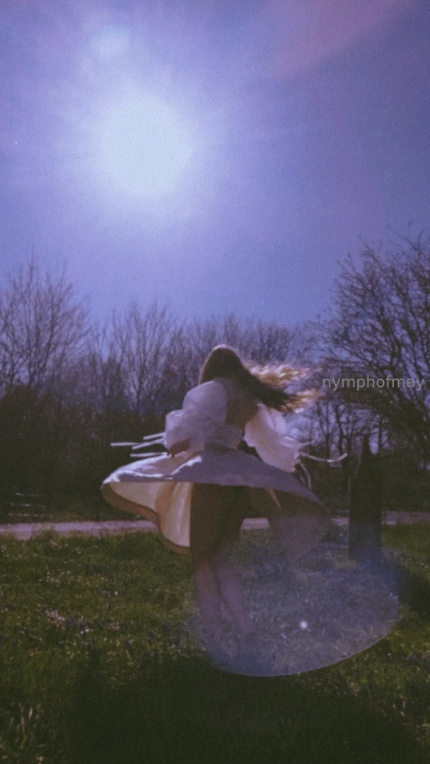 Dancing in the garden 