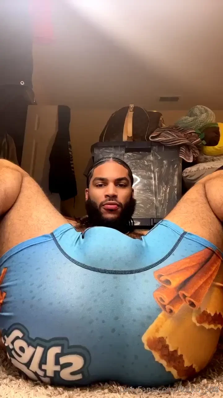 Can you eat my cinnamon pop tart or nah check yall messages asap 