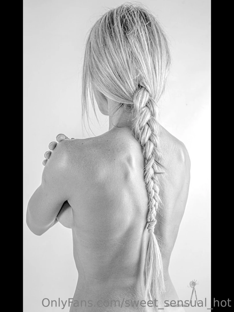 I want you to hold me baby to feel your hard cock behind me to feel 