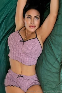 I keep my hubby caged full time and i ve never been happier he can