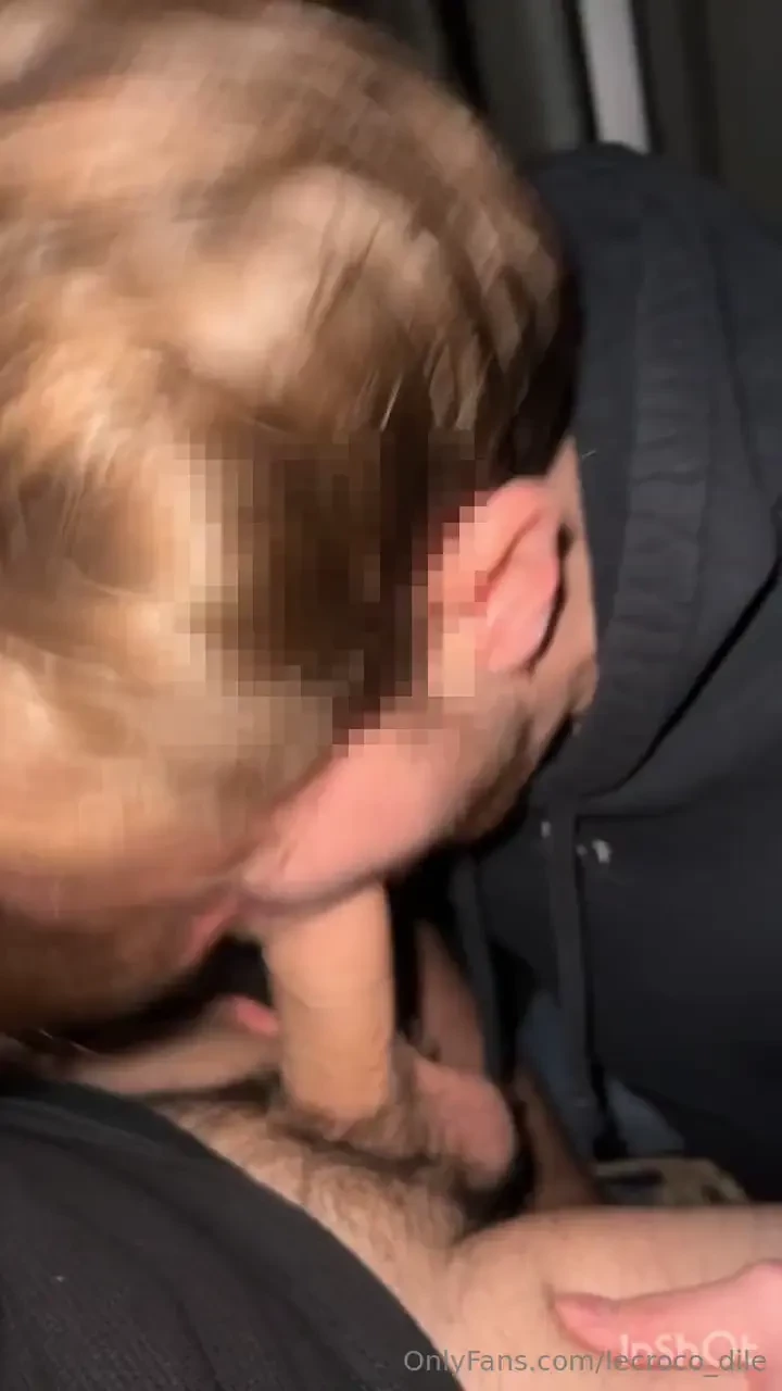 This guy didn t hesitate to get naked in the office after everyone had 