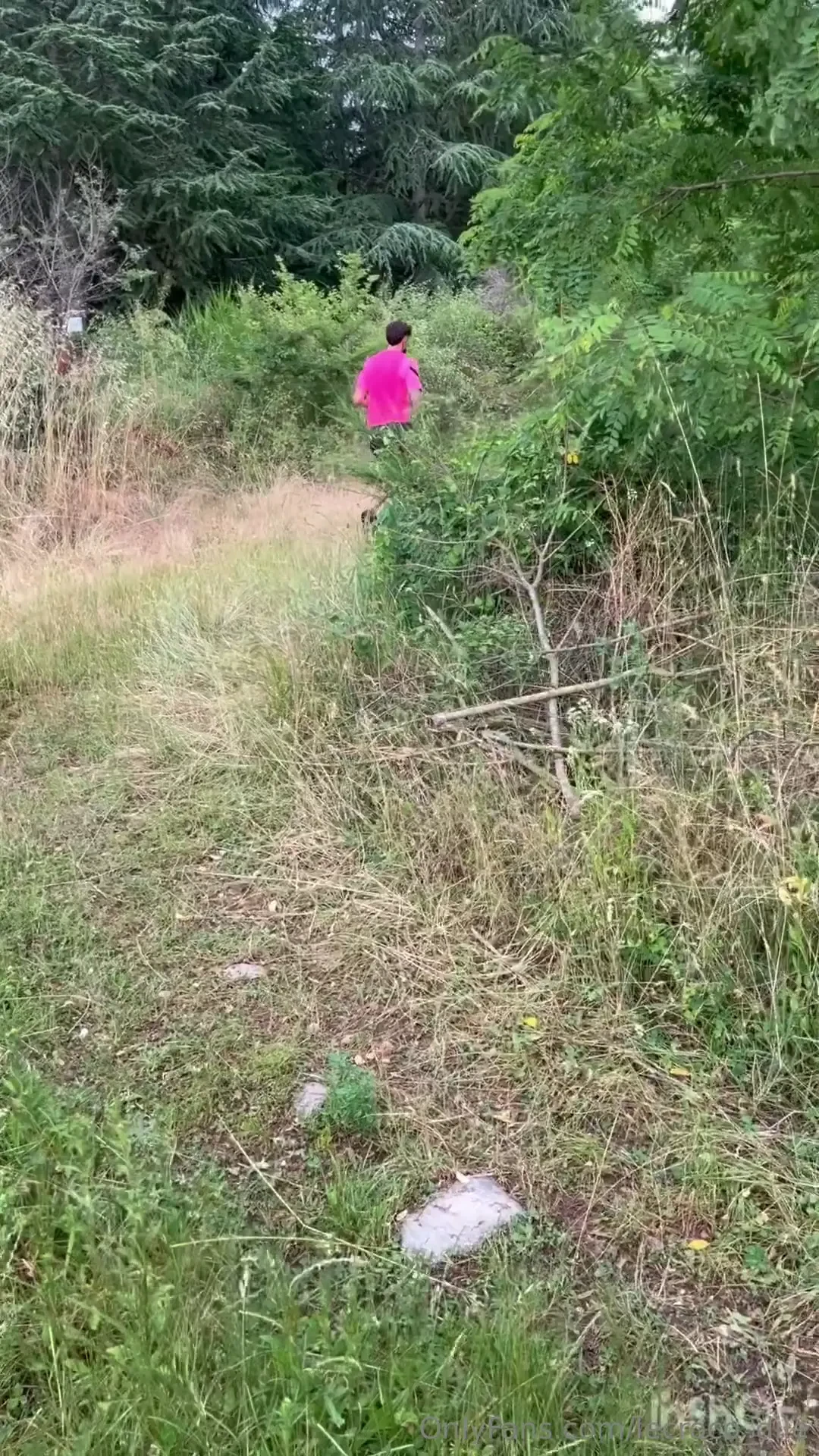 D cid ment c est pas bon de faire son jogging dans des coins perdus 