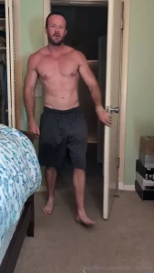You know what time it is when i come through the door like this