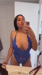Hola mi beb quieres que hablemos m s sucio