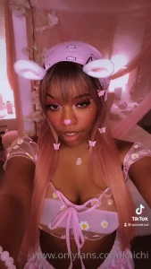 No post just a selfie and a tik tok while i preserve my energy for my