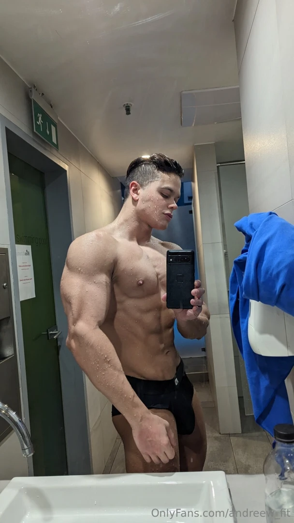 Fresh out the shower dripping wet cock already hard and begging for 