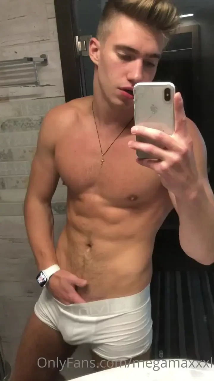 First time doing it in front of the mirror 