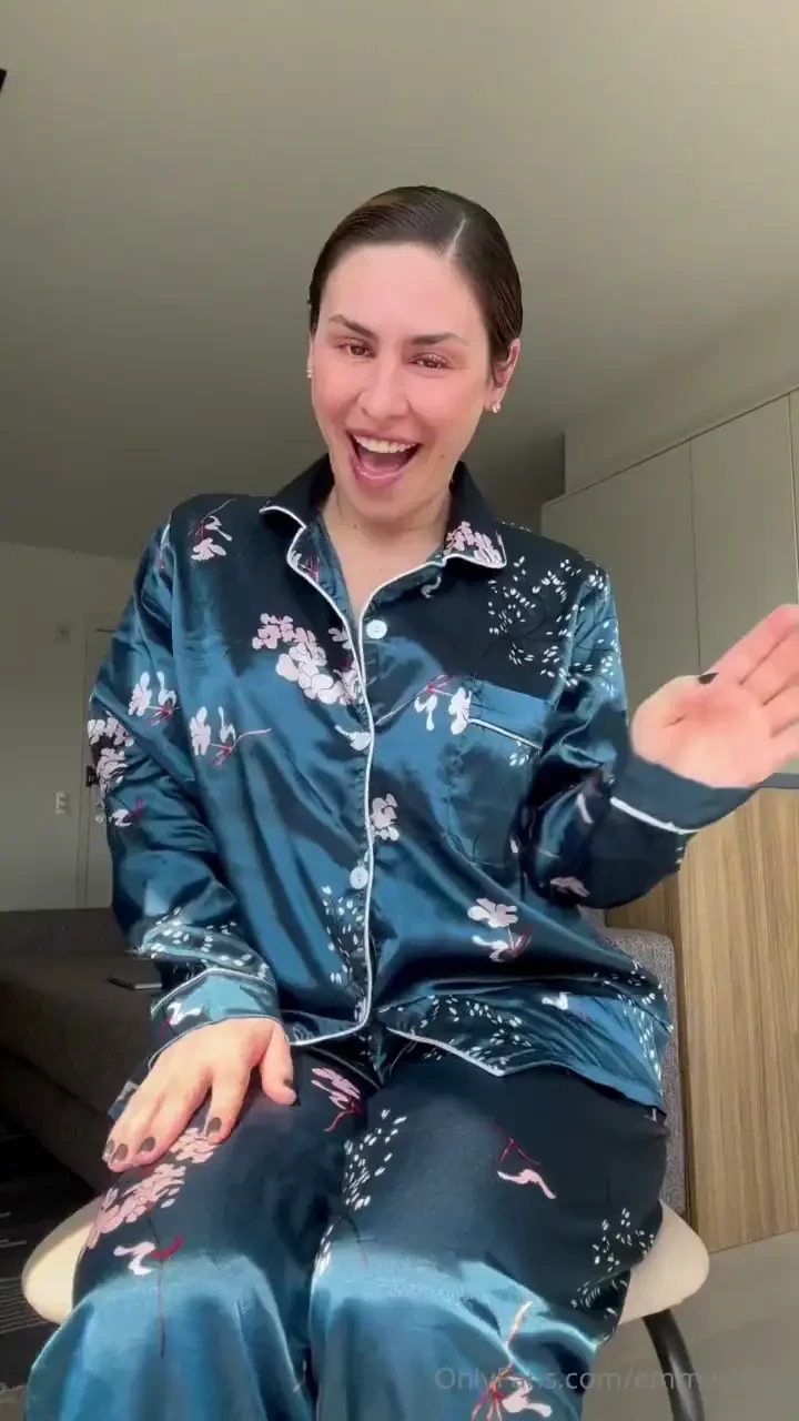 Bom diaaa vc prefere caf ou um ch 