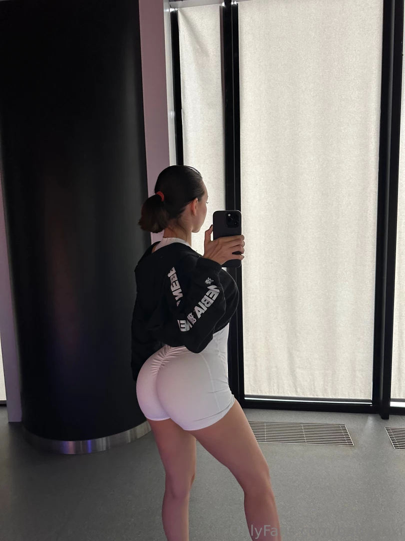 Comfortable uniforms for sports play a key role in the comfort and 