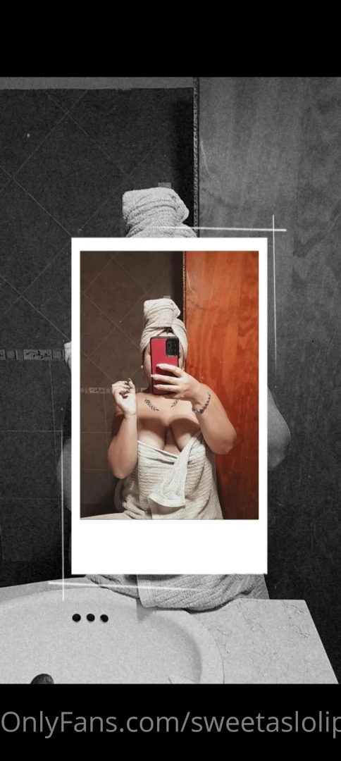 Hi love i just got out of the shower do you want to see me with 